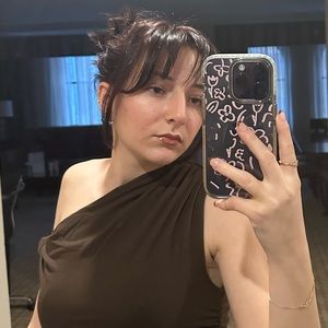 Meet your Posher, Charlène